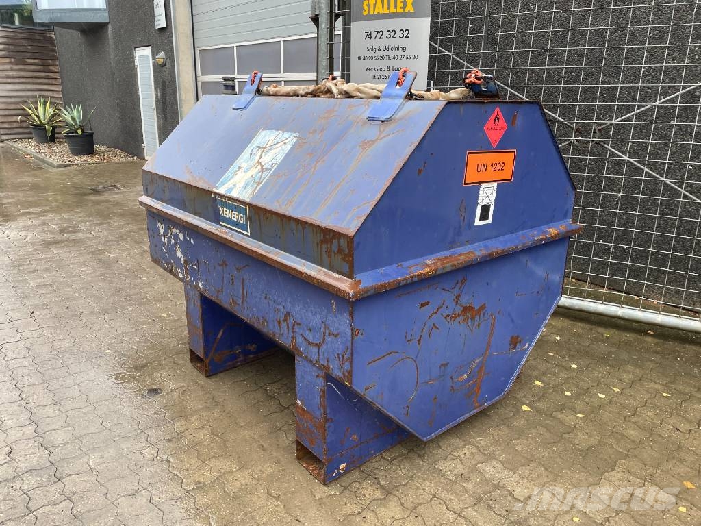 Dieseltank 1 Serbatoi per carburante e additivi