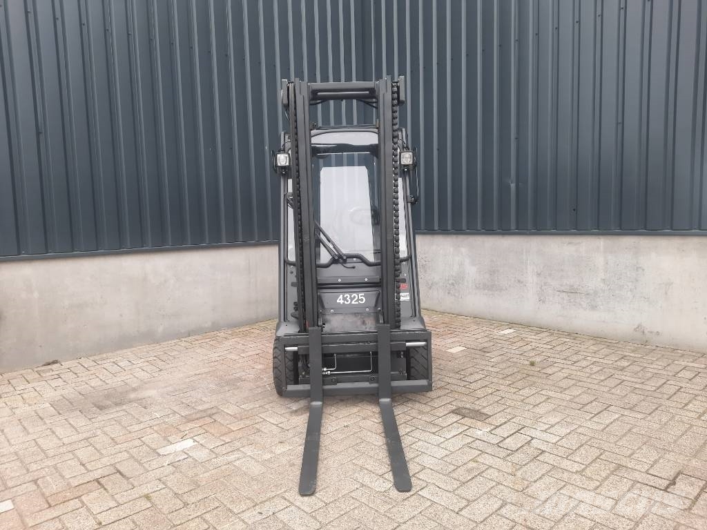 Linde E15-02 Električni viljuškari