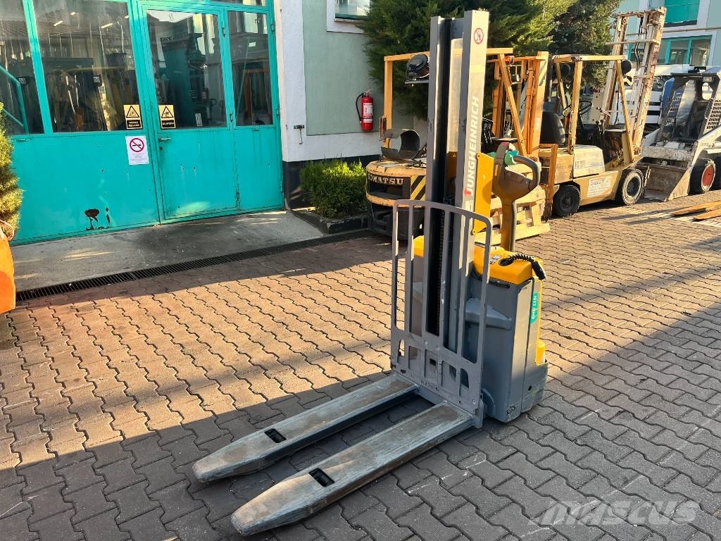 Jungheinrich EMD 115I V-4106 Zelfrijdende stapelaars