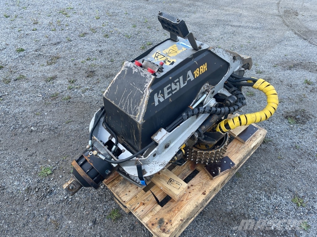 Kesla 18RH 收穫機頭