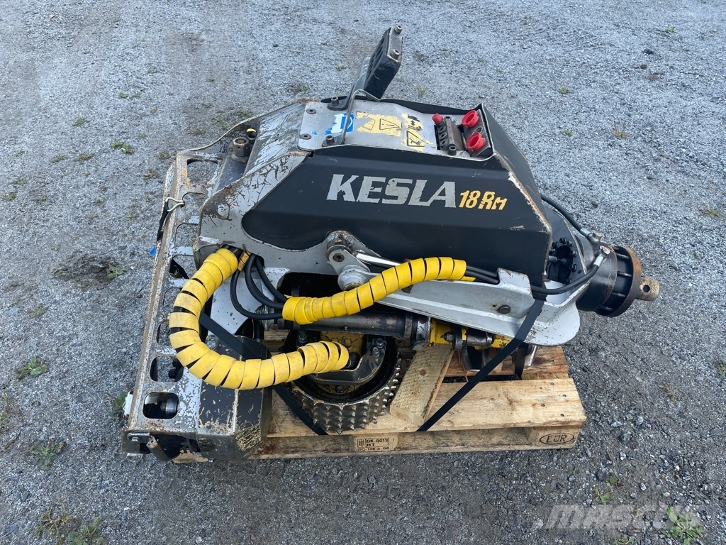 Kesla 18RH 收穫機頭