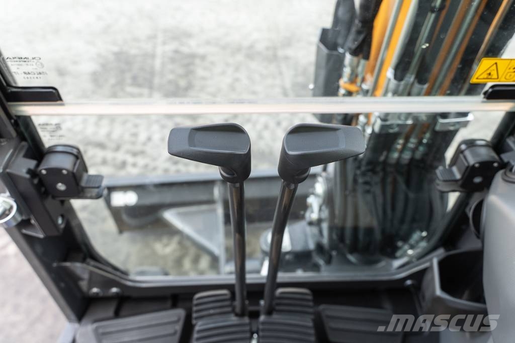 CASE CX 30 D Minigraafmachines < 7t
