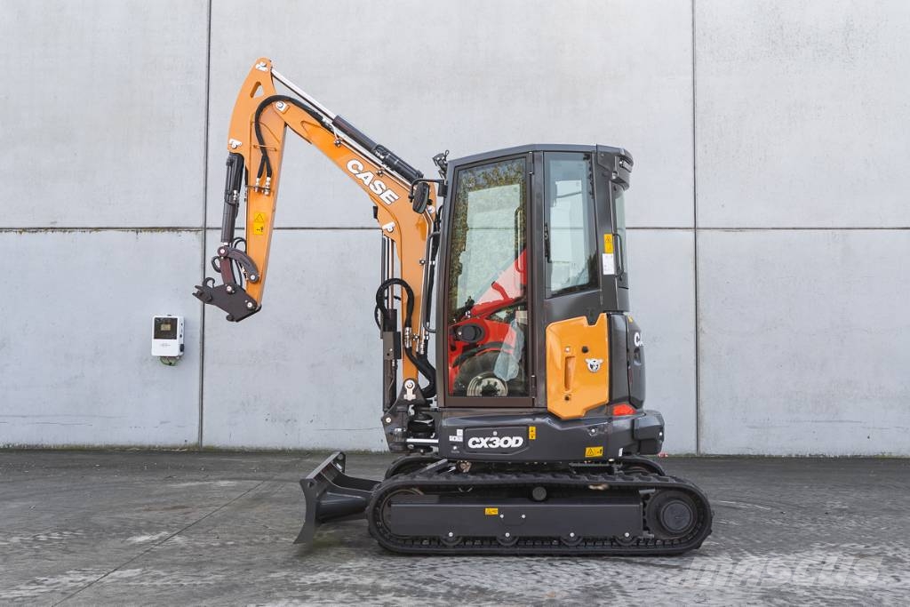 CASE CX 30 D Minigraafmachines < 7t