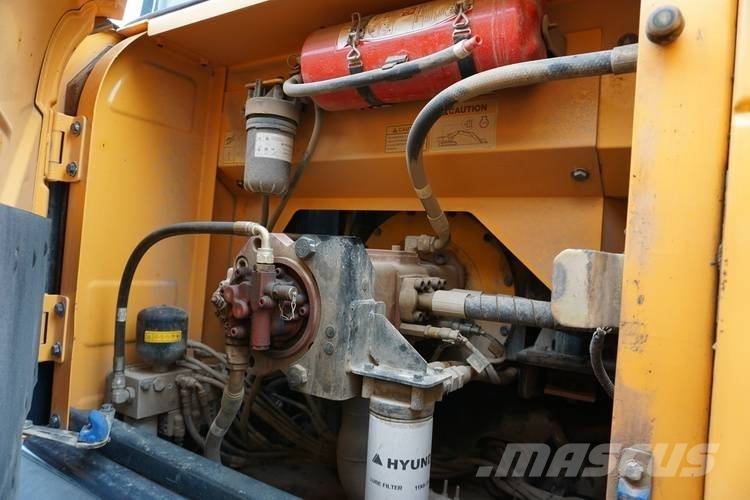 Hyundai R260LC-9A Gravemaskiner på larvebånd