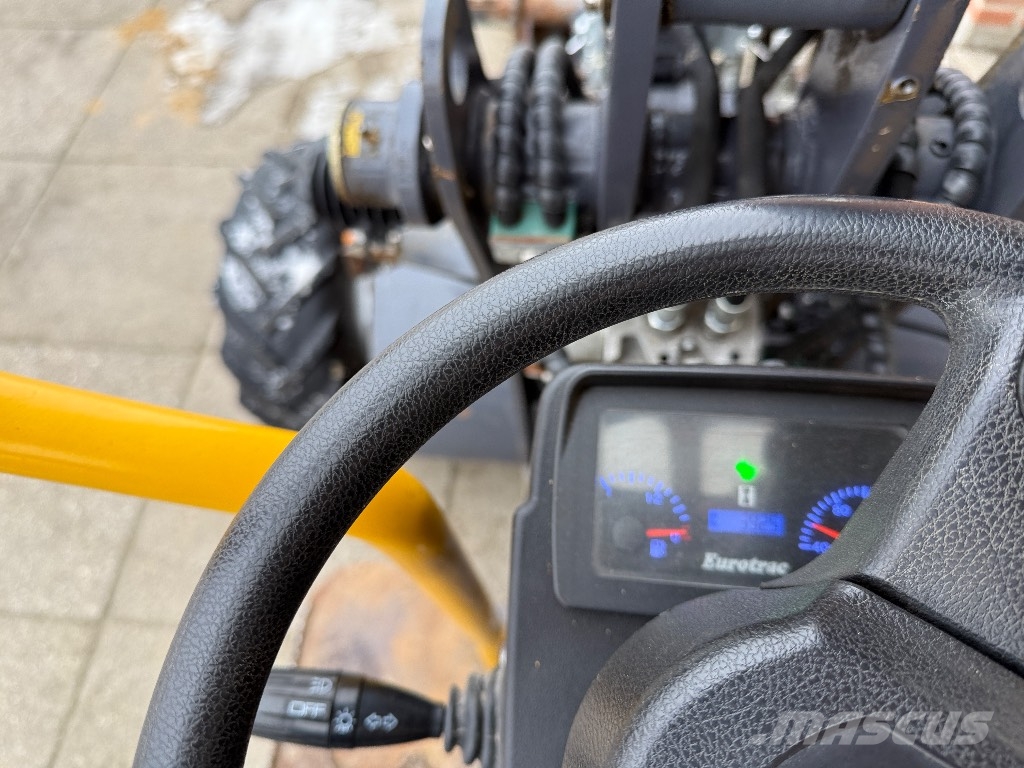 Eurotrac W10 Tekerlekli yükleyiciler