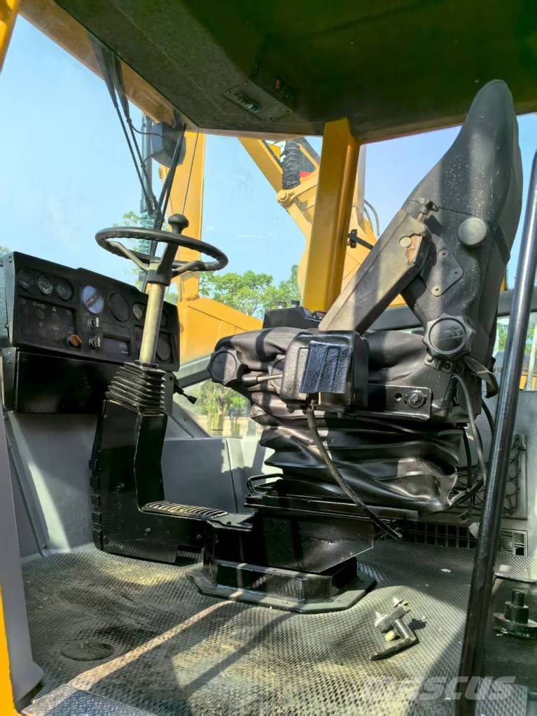Dynapac CA602D Οδοστρωτήρες μονού κυλίνδρου