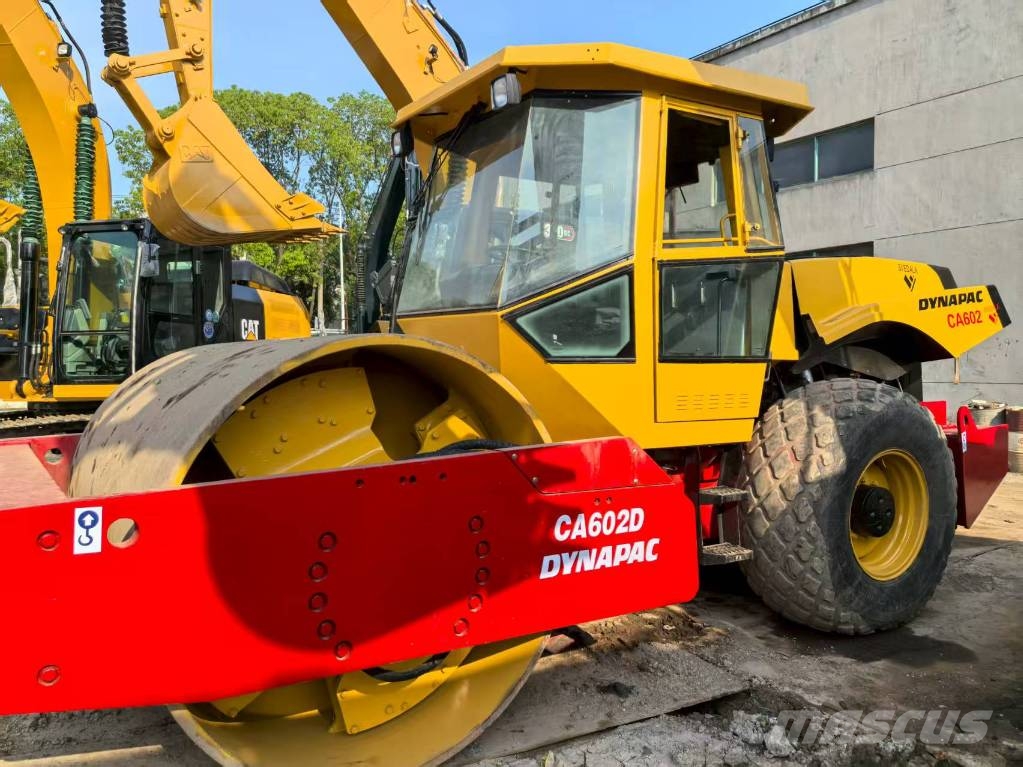 Dynapac CA602D Οδοστρωτήρες μονού κυλίνδρου