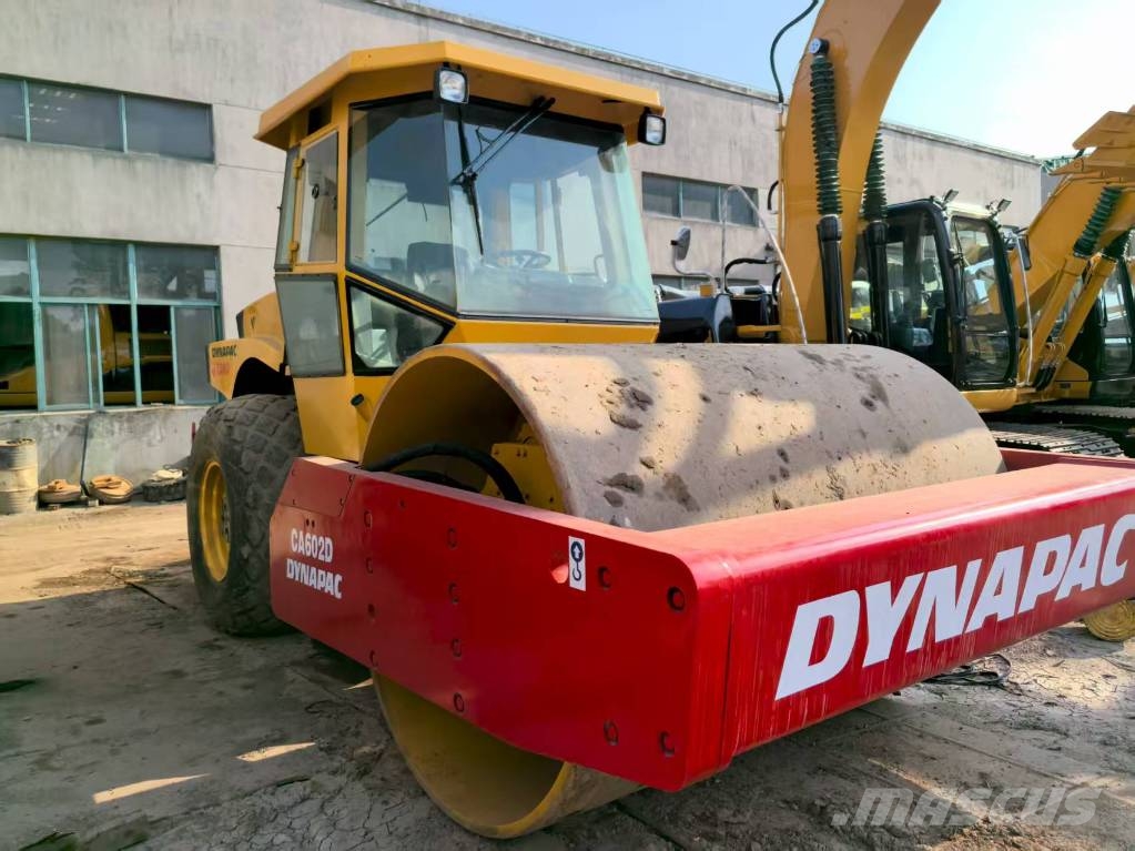 Dynapac CA602D Οδοστρωτήρες μονού κυλίνδρου