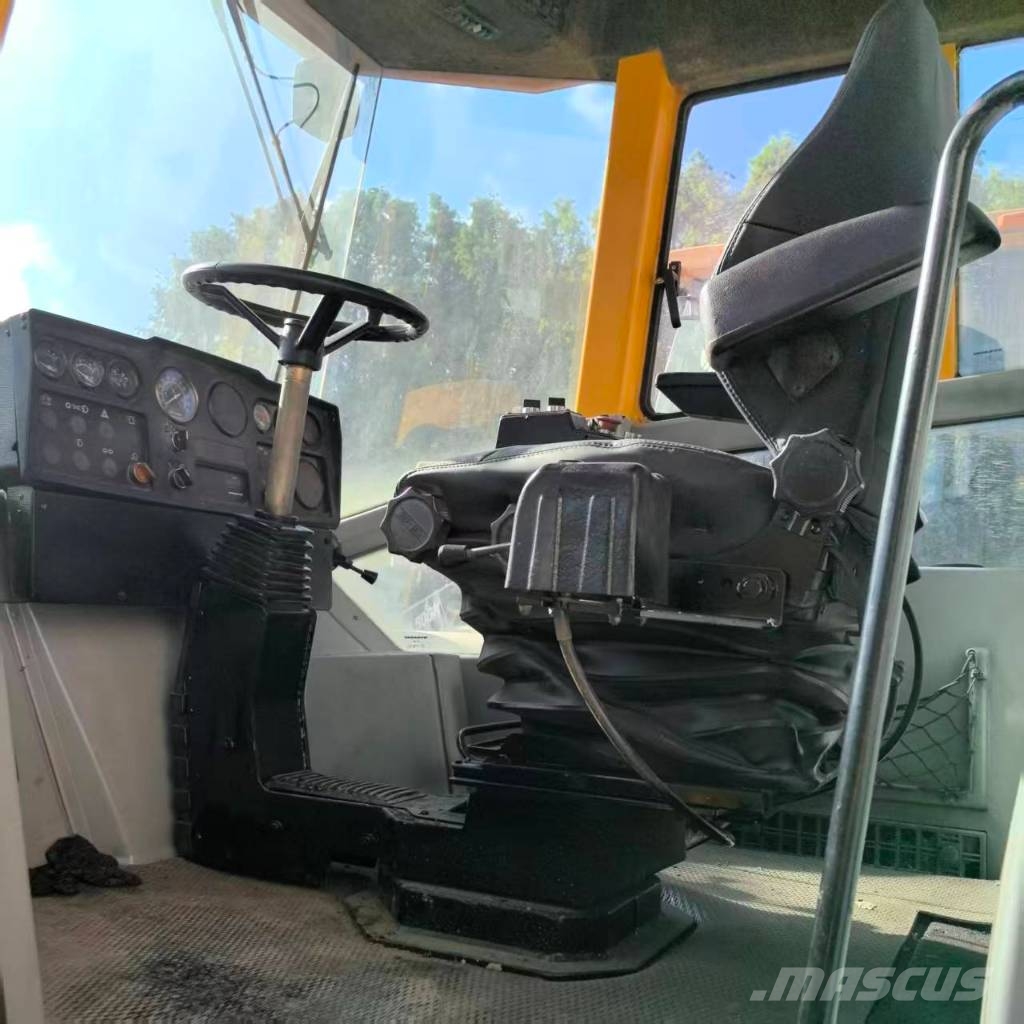 Dynapac CA602D Οδοστρωτήρες μονού κυλίνδρου