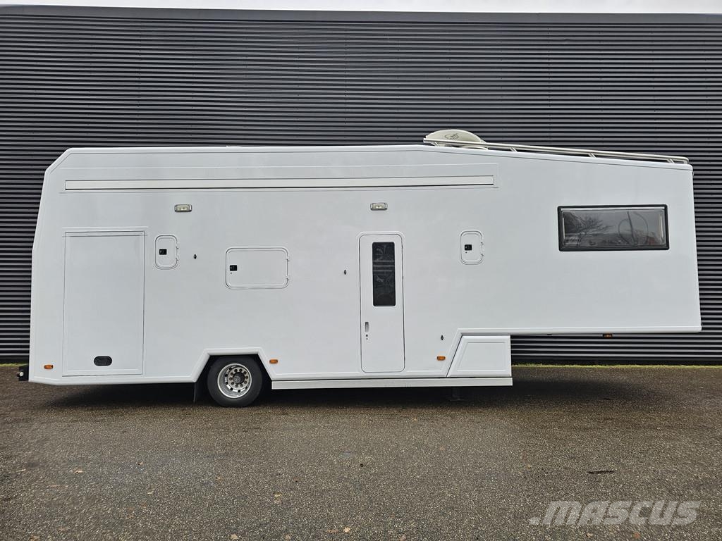 VAN DEN OEVER TRAILERS CAMPER TRAILER / MOBIL HOME Sanduk poluprikolice