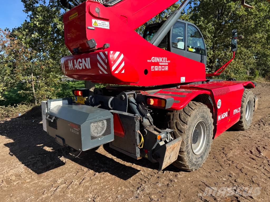 Magni RTH 6.25 Telescopic handlers