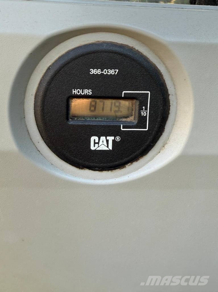 CAT 320 F Excavatoare pe șenile