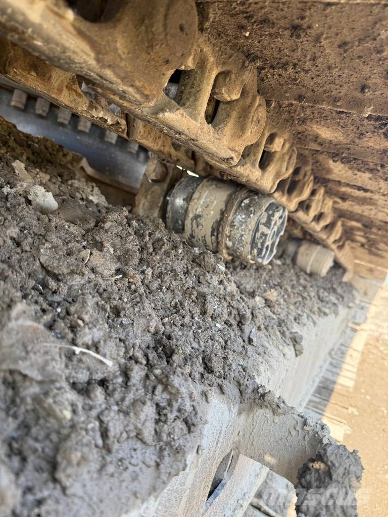 CAT 320 F Excavatoare pe șenile