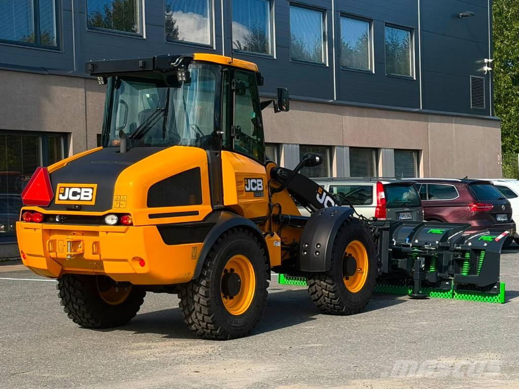 JCB 409 / Aurasähköt / Vapaapaluu / Hebonilube / Cargadoras sobre ruedas