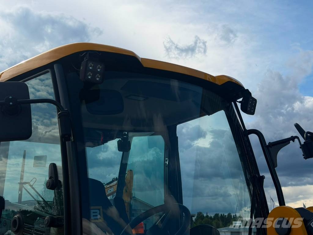 JCB 409 / Aurasähköt / Vapaapaluu / Hebonilube / Cargadoras sobre ruedas