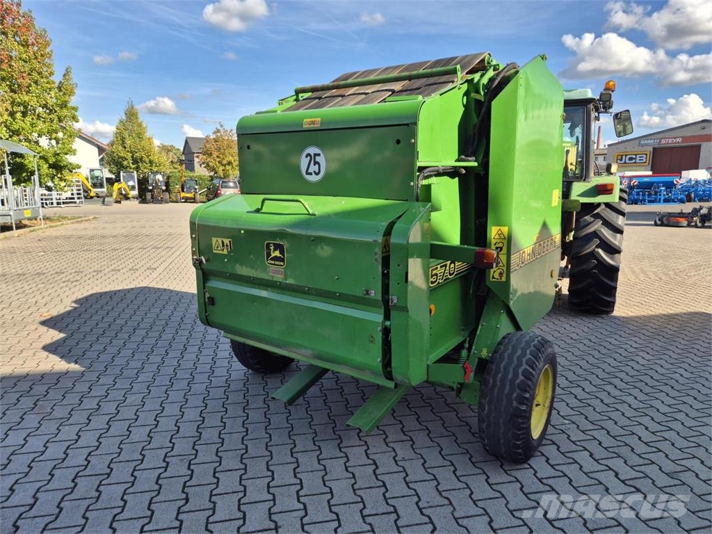 John Deere 570 Рулонні прес-підбирачі