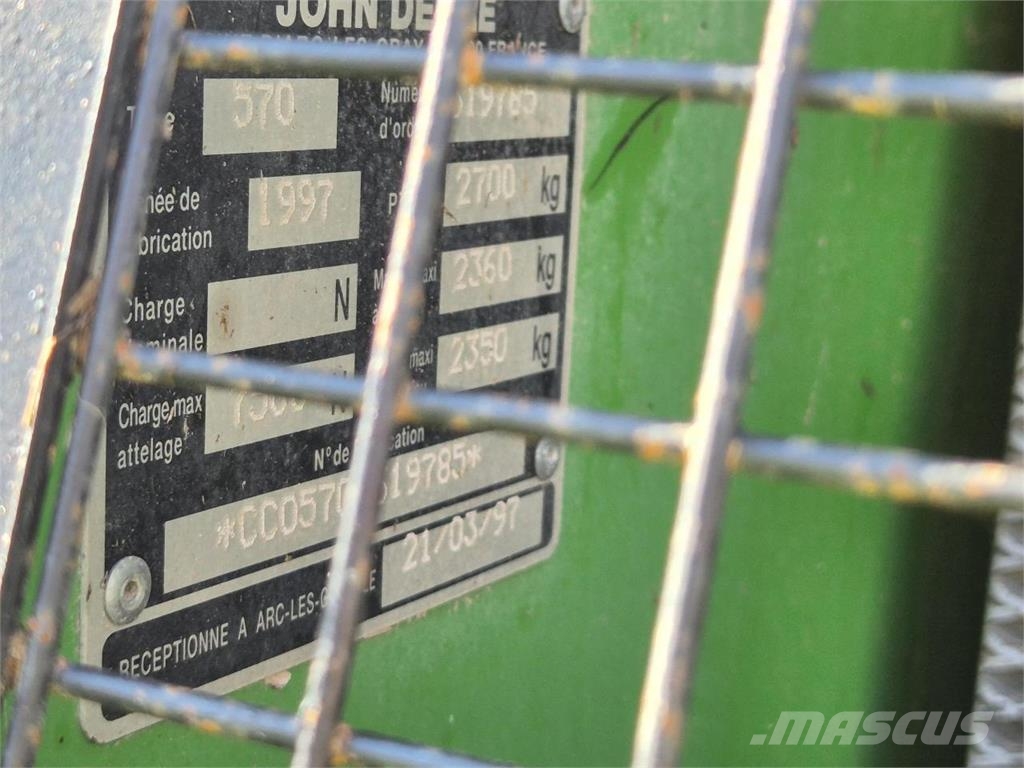 John Deere 570 Рулонні прес-підбирачі