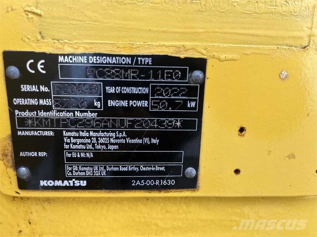 Komatsu PC88MR-11EO Bageri točkaši