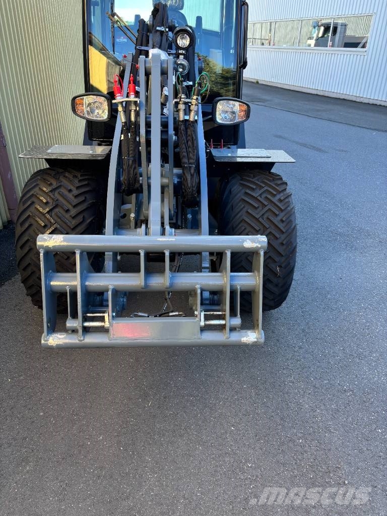 GiANT G3500 X-tra Schrankladers