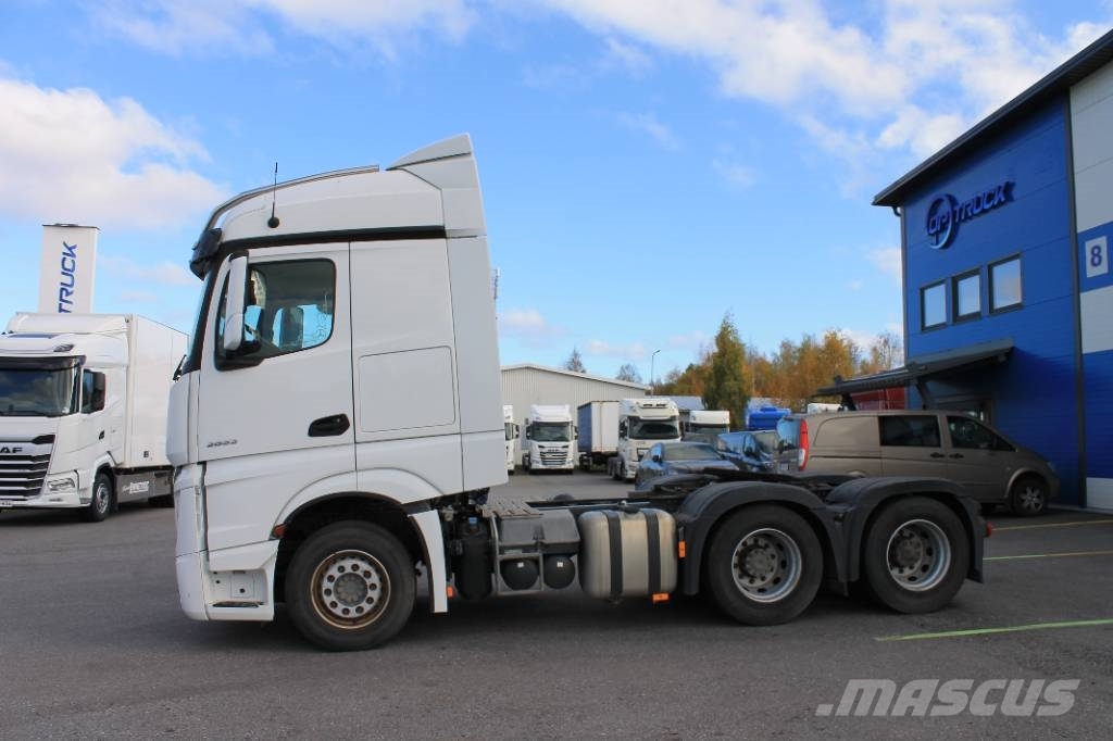 Mercedes-Benz Actros 2553 Trækkere