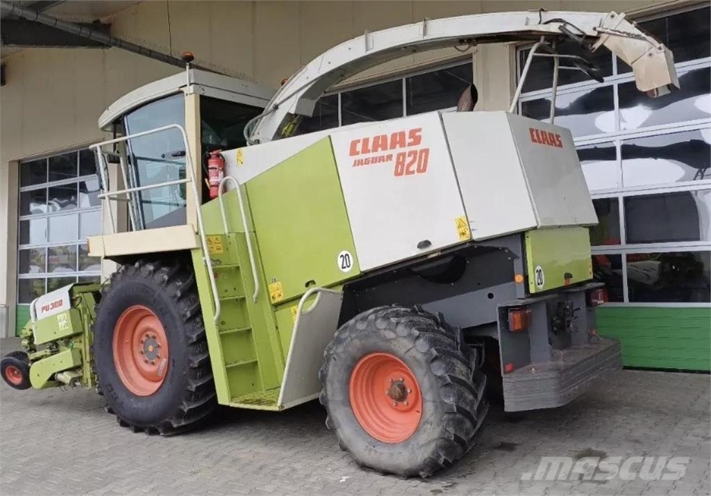 CLAAS Jaguar 820 Silokombainid
