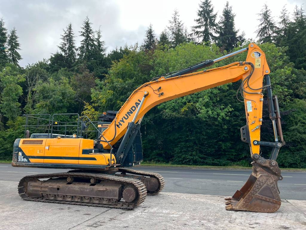 Hyundai HX 330 L 履带挖掘机