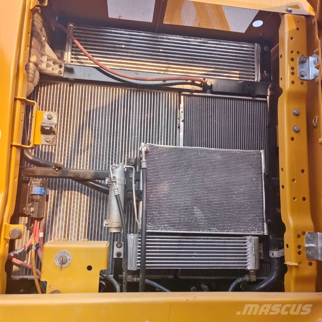 CAT 326GC high-spec model Bageri gusjeničari