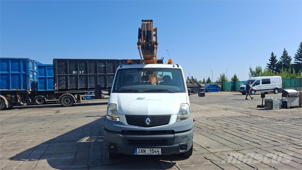 Renault MASCOTT DXI 150.65 + MP 13-2 شاحنات بمقصورة وهيكل