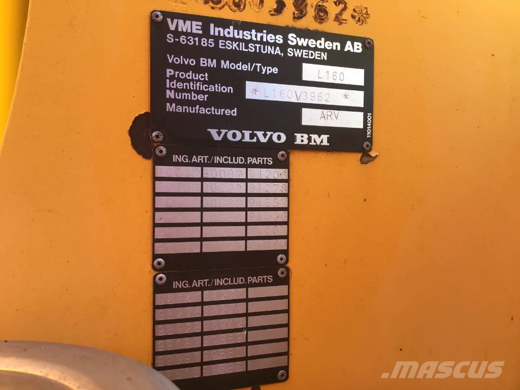 Volvo L 160 Kolesni nakladalci