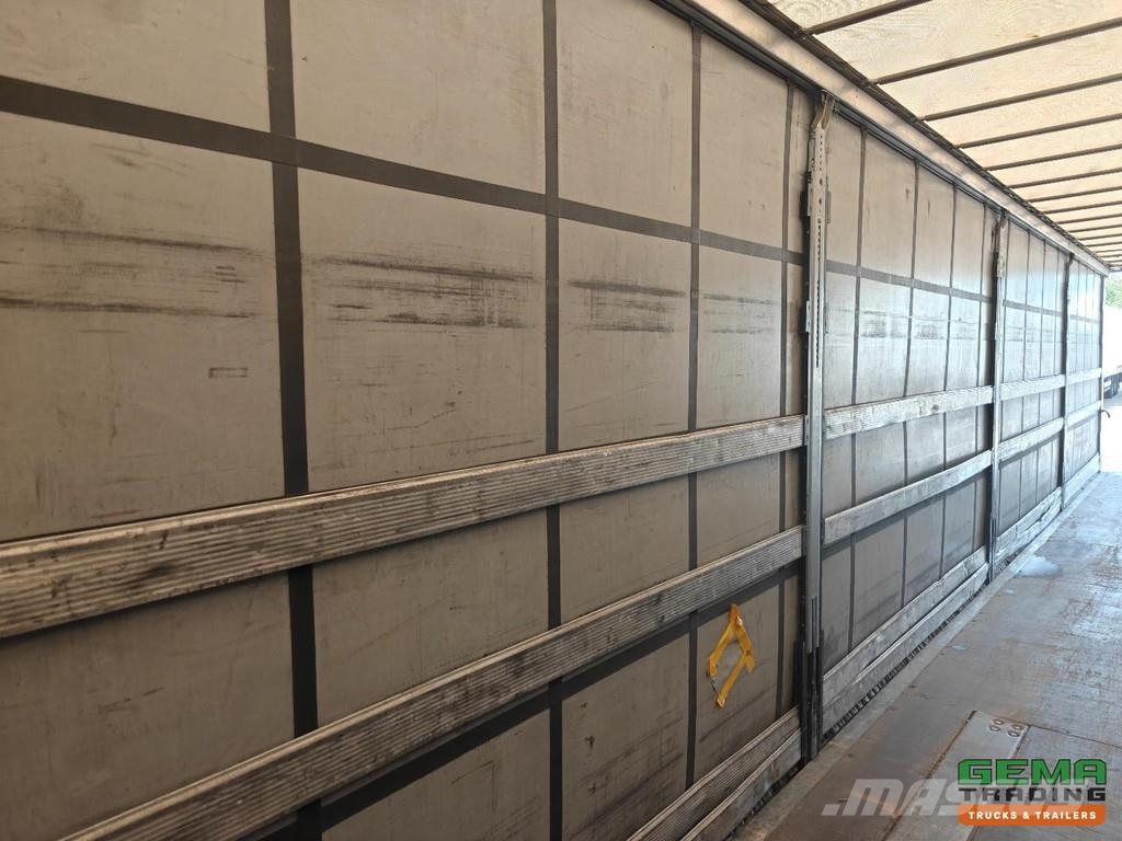 Schmitz Cargobull SCB*S3T Sliding Curtains/Roof - Galvanized Chassis Curtainsider semi-trailers