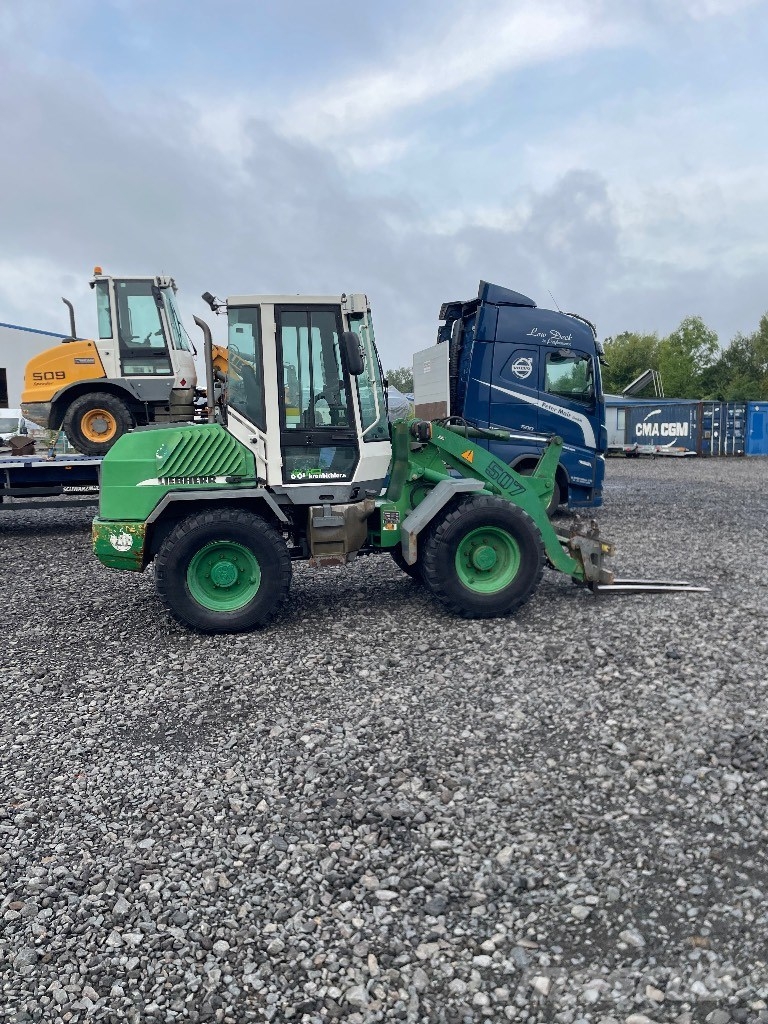 Liebherr 507 Kolesové nakladače