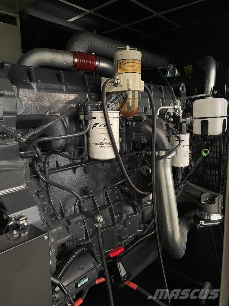 Iveco CR9TE8 - 330 kVA Generator - DPX-19795 مولدات ديزل