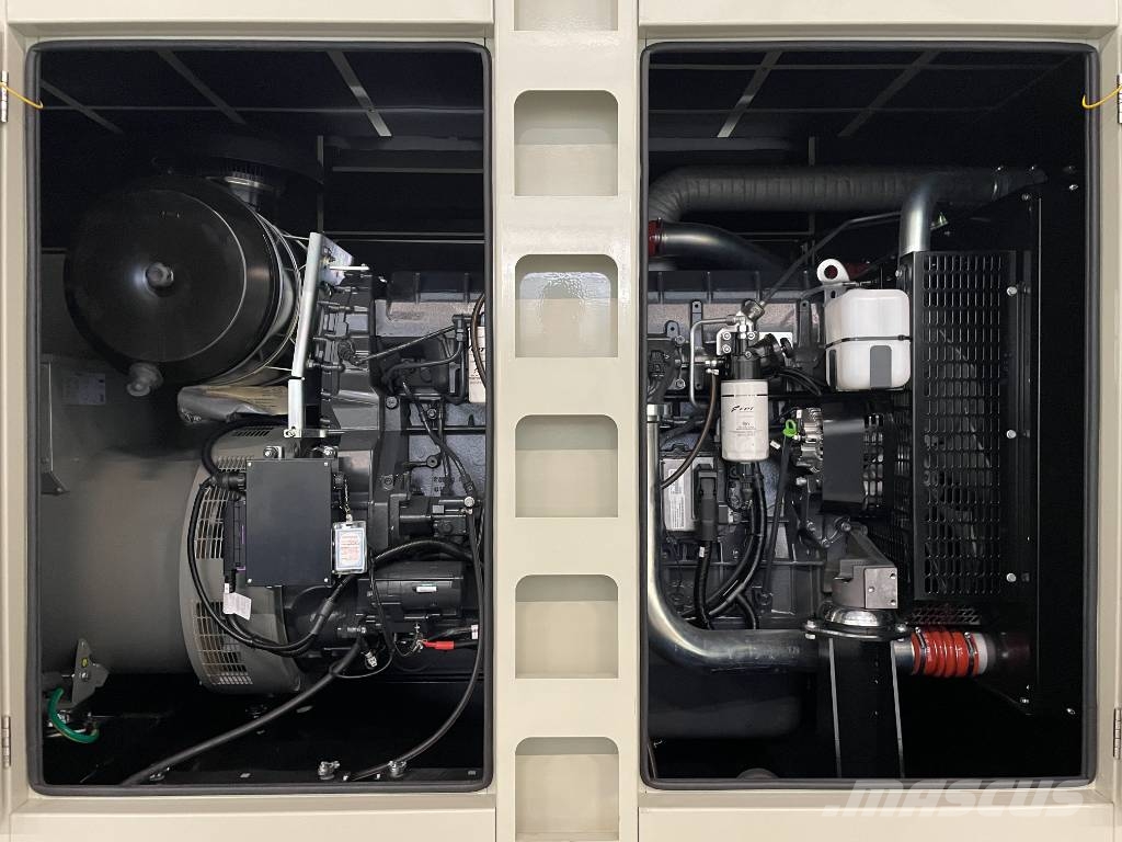 Iveco CR9TE8 - 330 kVA Generator - DPX-19795 مولدات ديزل