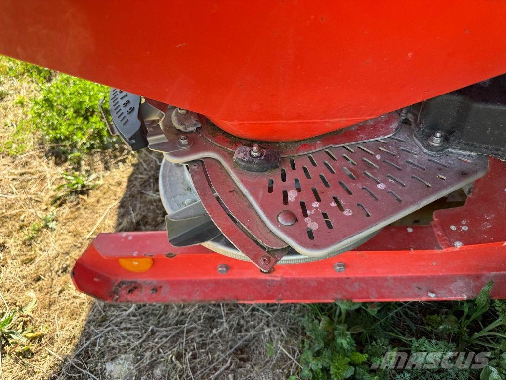 Kuhn AXIS 50.2 MEMC W ISO Applicatori di fertilizzante liquido