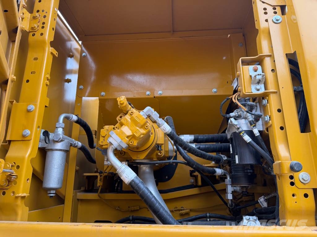 CAT 336GC 3000 units excavators in stock Bagri goseničarji