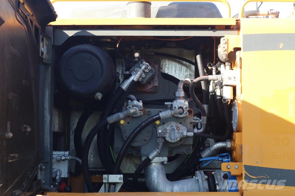 Liebherr R946 LC | STRAIGHT BOOM | TILT CAB | LIKUFIX Roomikekskavaatorid