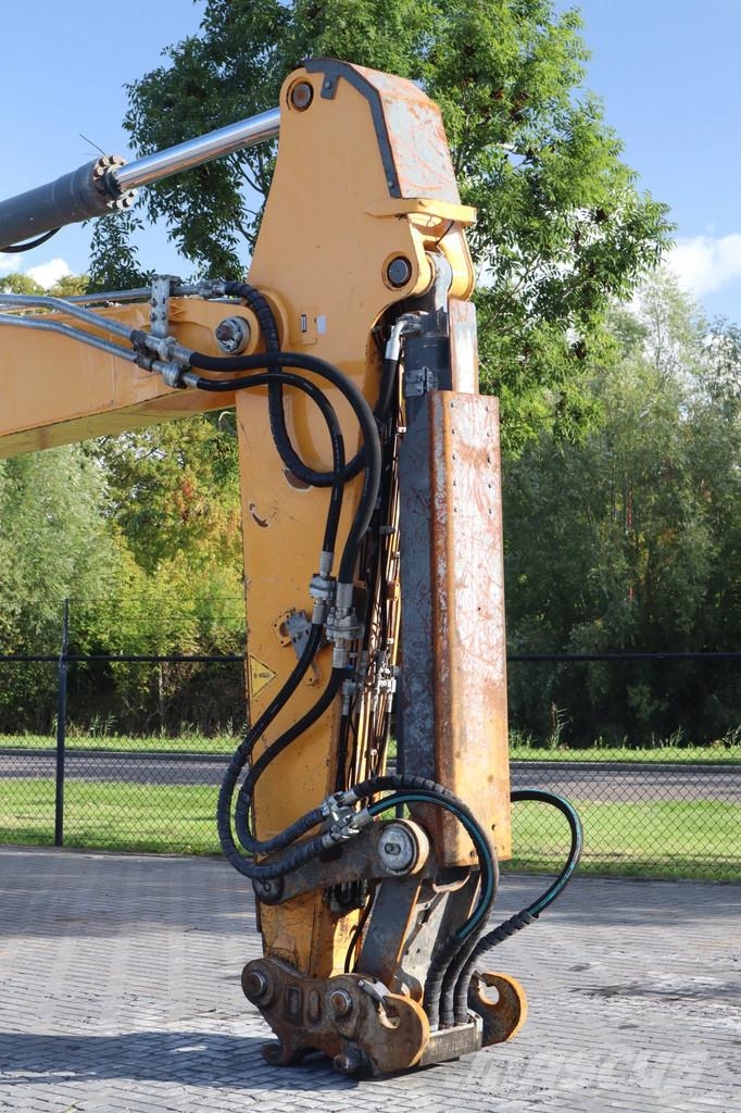 Liebherr R946 LC | STRAIGHT BOOM | TILT CAB | LIKUFIX Roomikekskavaatorid