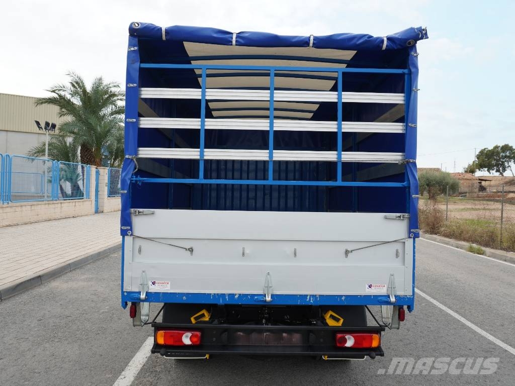 Nissan NT400 35.13 **62.000** Camion cu prelata