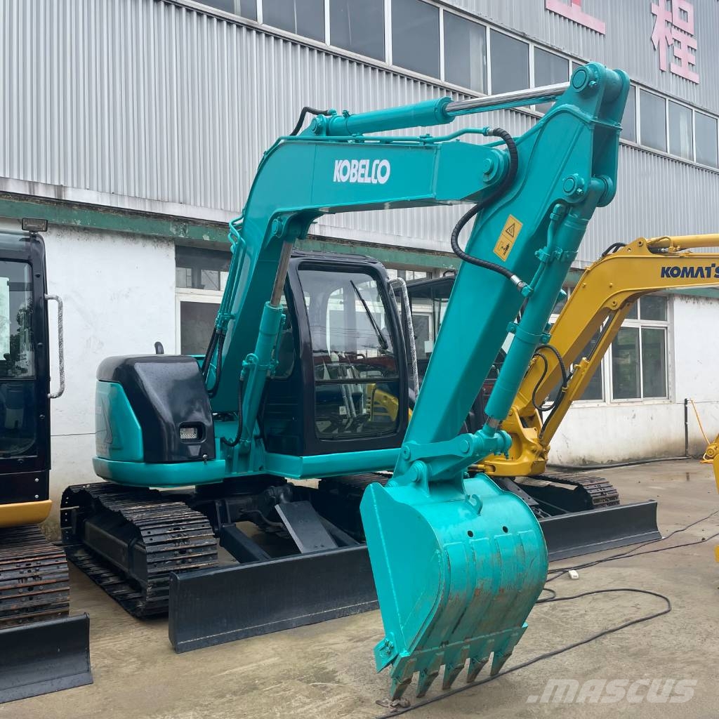 Kobelco SK 70 SR حفارات وسط 7 طن - 12 طن