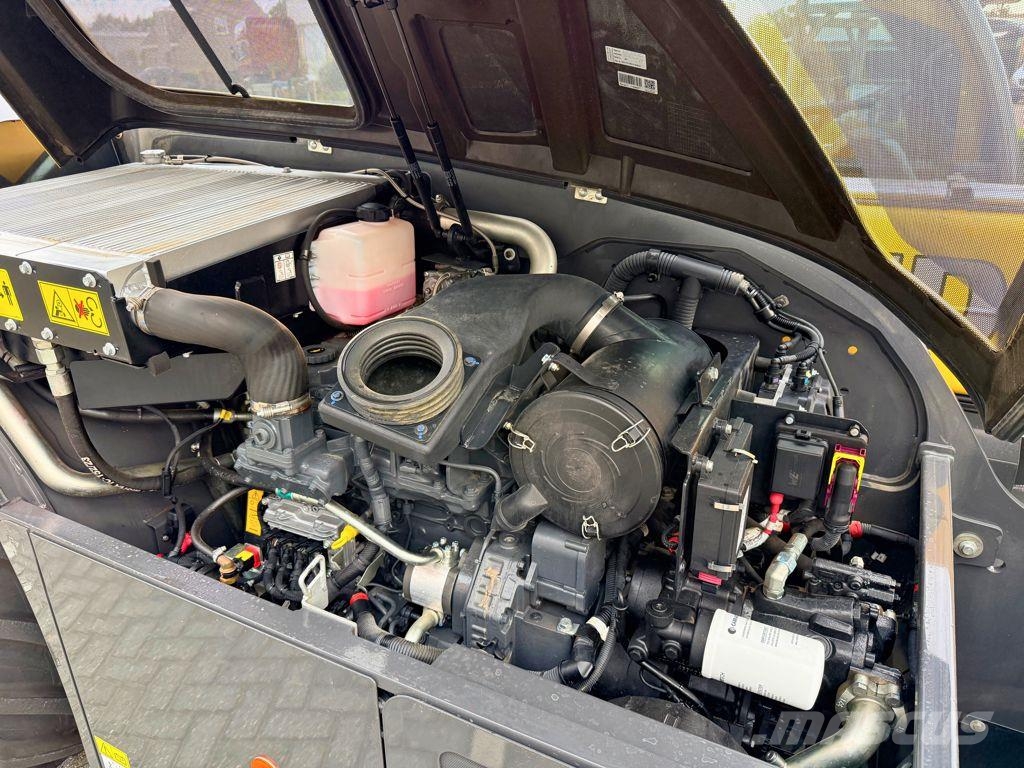 New Holland TH7.37 Plus Teleskopiskie manipulatori