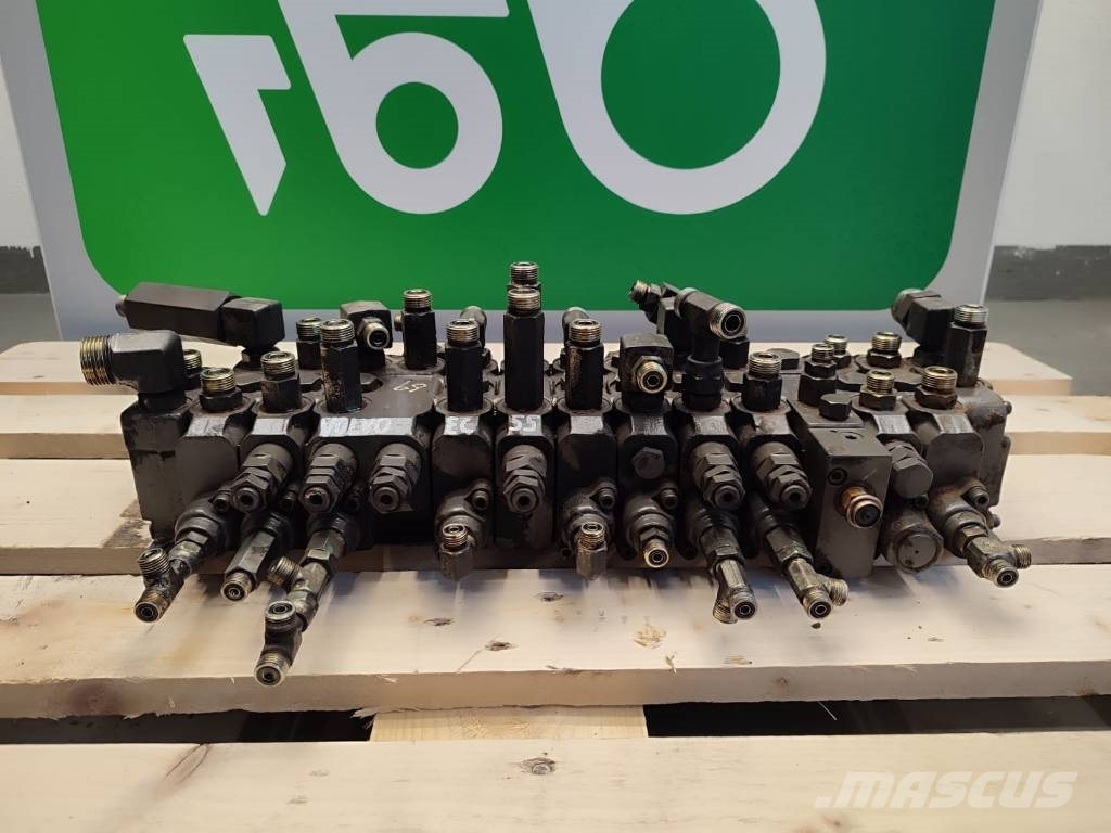 Volvo Hydraulic distributor MCV 11 14587091 Volvo EC55C Hydraulics