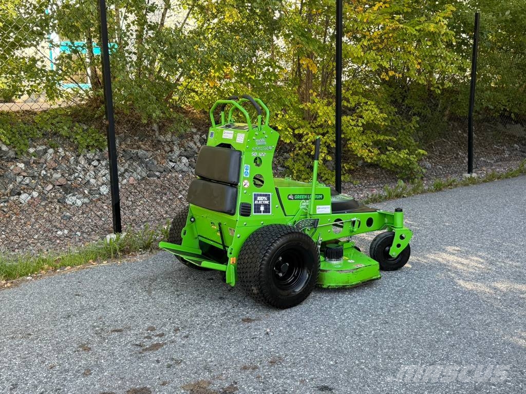 Mean Green Stalker SO-122 ركوب الحشائش