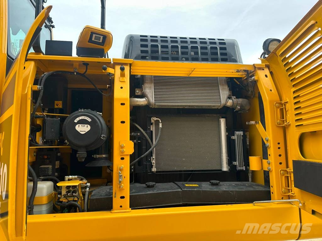 Komatsu PC 210 LCI-11E0 Excavatoare pe șenile