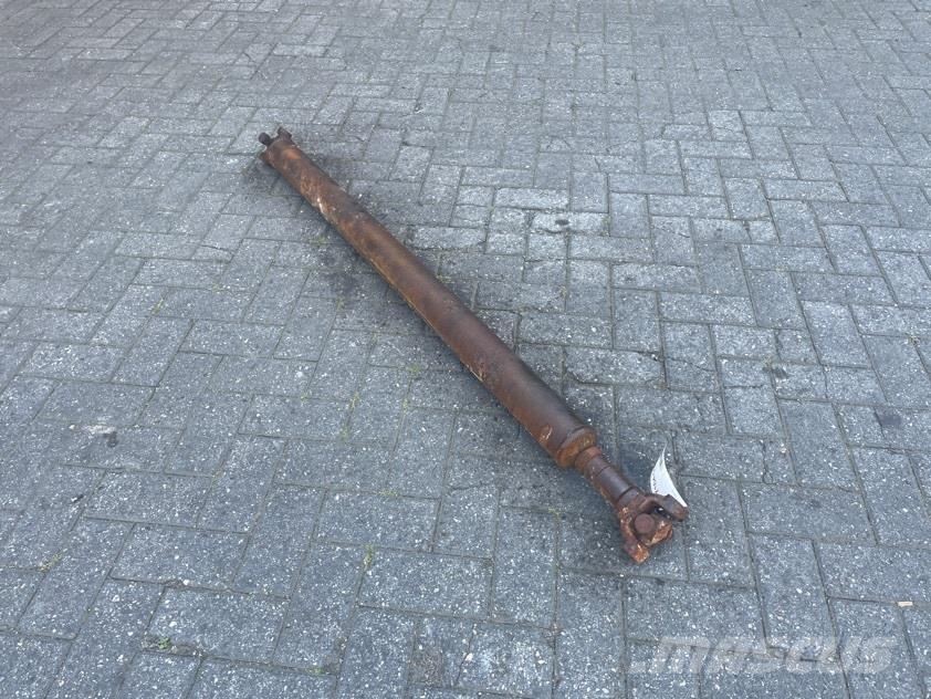 Manitou MT523 - Propshaft/Gelenkwelle/Cardanas Tengelyek