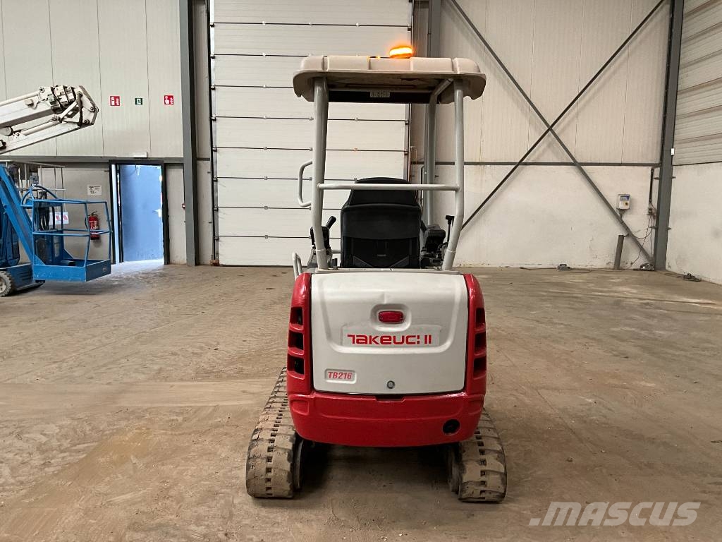 Takeuchi TB 216 حفارات صغيرة أقل من 7 طن (حفارات صغيرة)