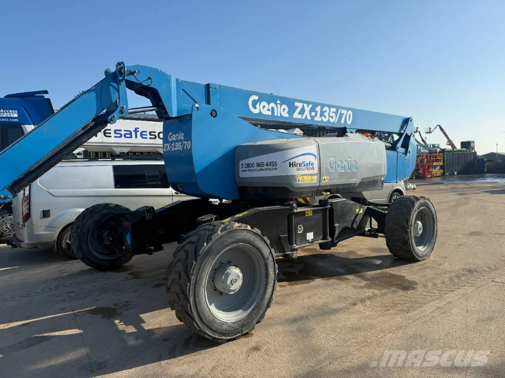 Genie ZX 135/70 Kloubové plošiny