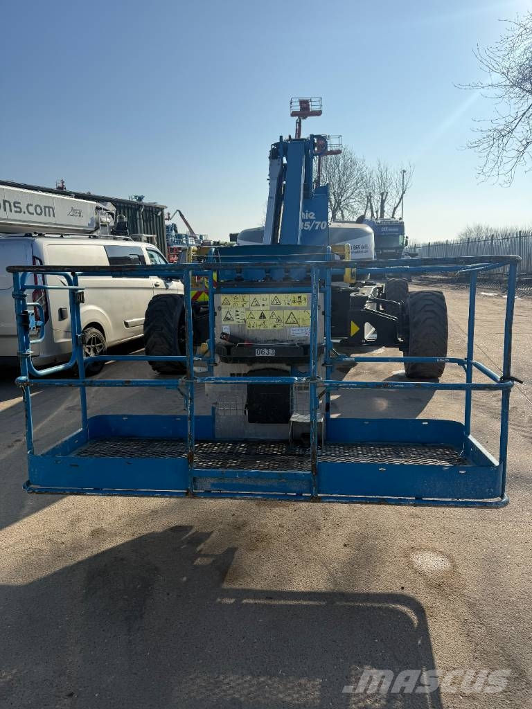 Genie ZX 135/70 Kloubové plošiny