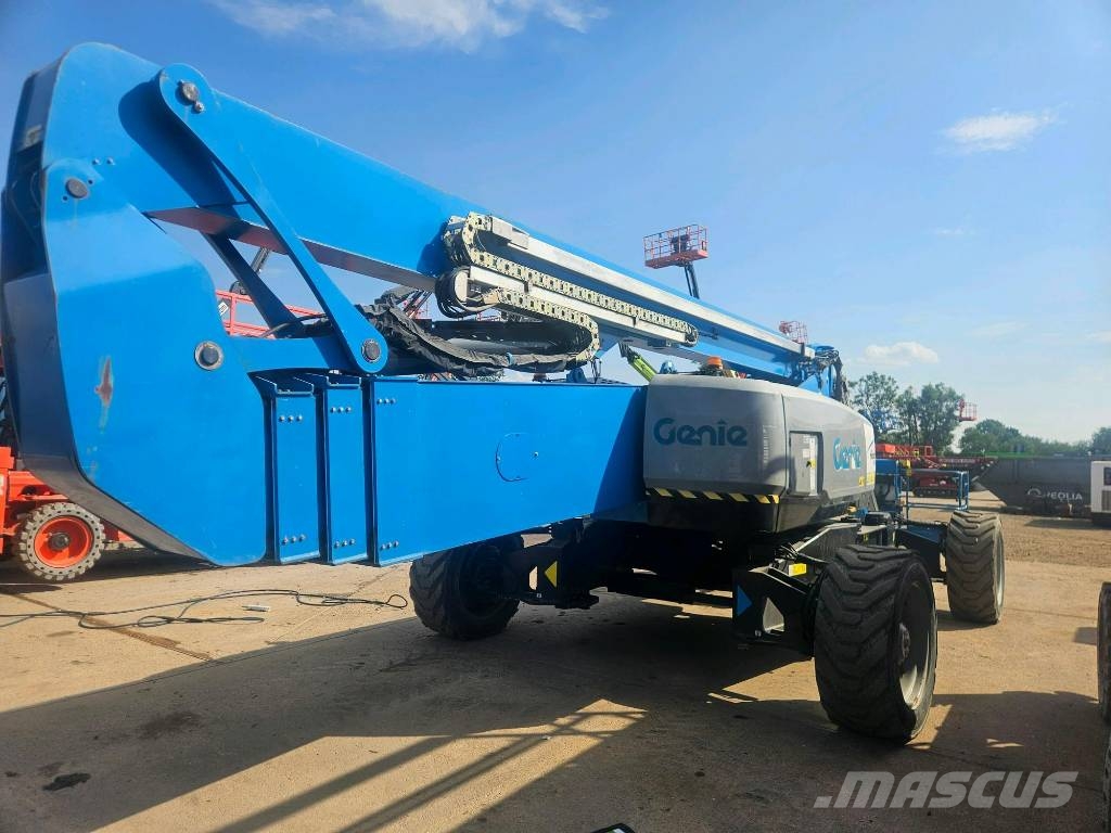 Genie ZX 135/70 Kloubové plošiny