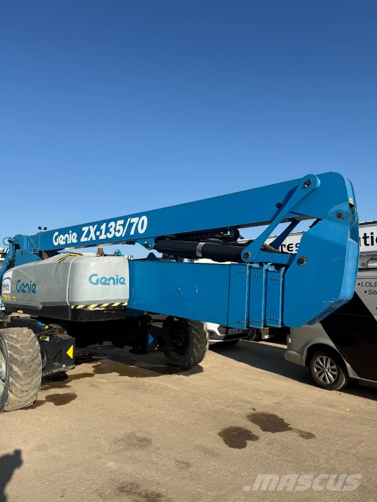 Genie ZX 135/70 Kloubové plošiny