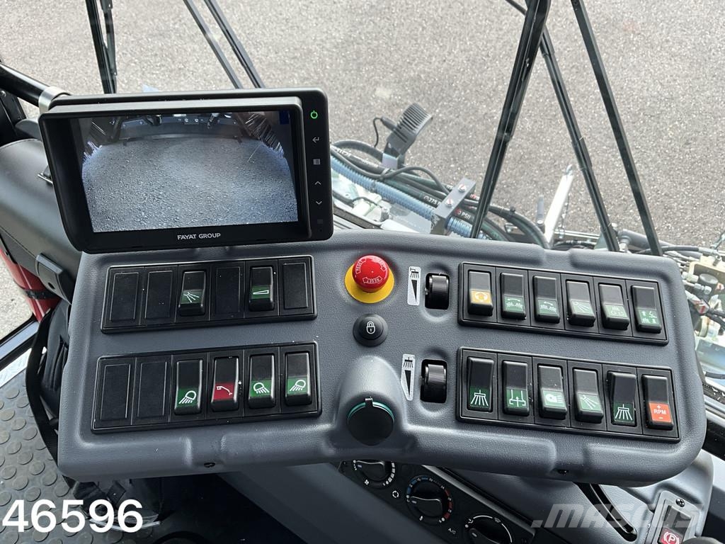 Ravo 540 Euro 6 with 3-rd brush Veegwagens